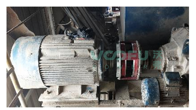 华新水泥冷水江有限公司(入窑双驱提升机90kW/1480rpm)